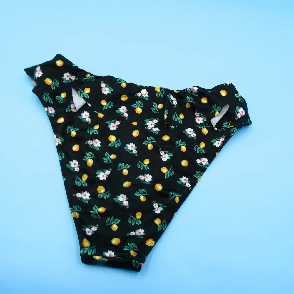 Victorias Secret Medium Black Floral Lemons Brazilian Bikini Bottom Swimwear New